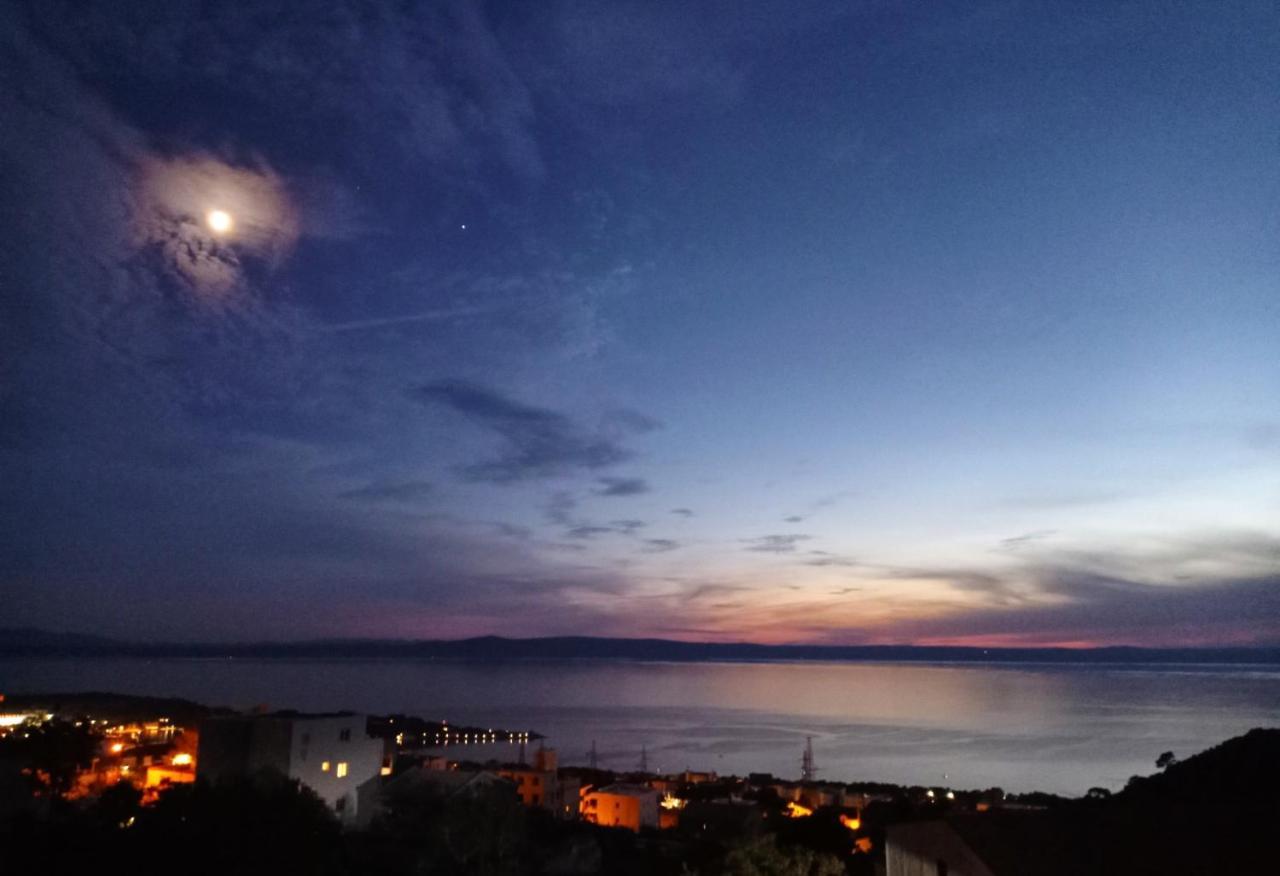Apartments Fiona - Away From City Crowds Makarska Eksteriør billede