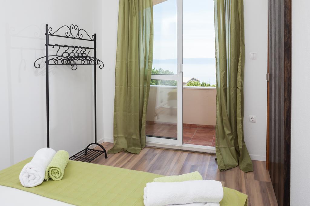 Apartments Fiona - Away From City Crowds Makarska Værelse billede